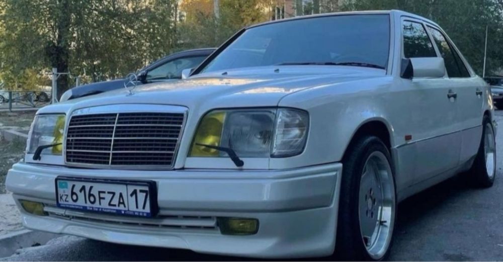 W124 AMG бампер,порог,фара,крыло,капот,решетка,ешка,мерс,е280,е230,е32