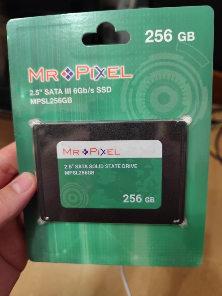 Продам ссд 256gb Mr Pixel  новый
