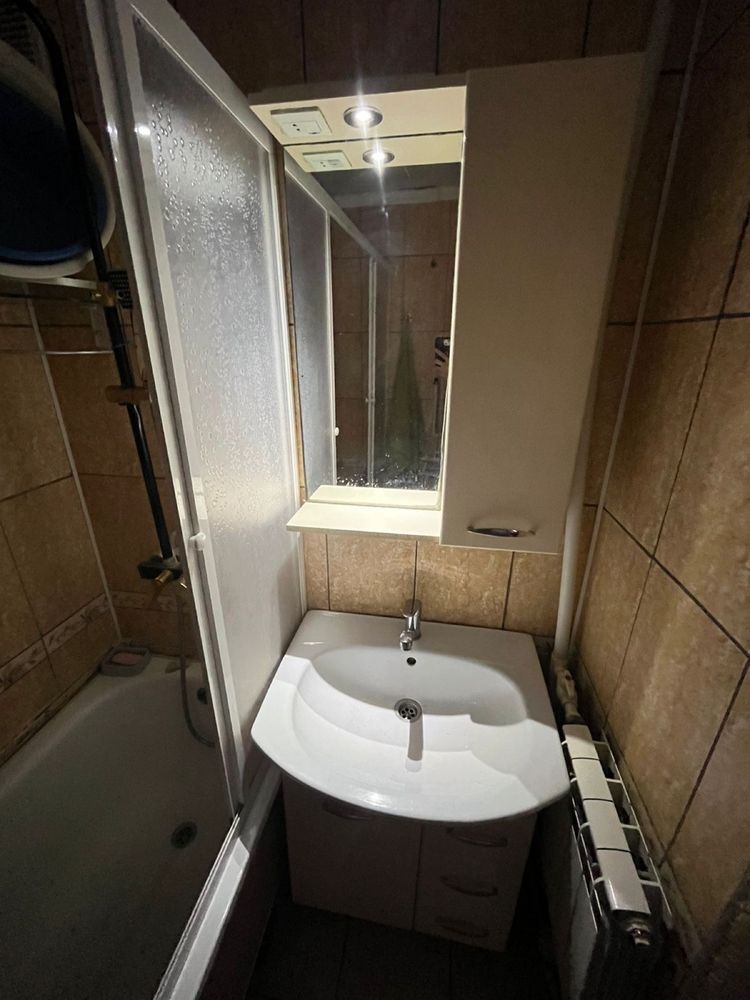 Продаю банную шкаф