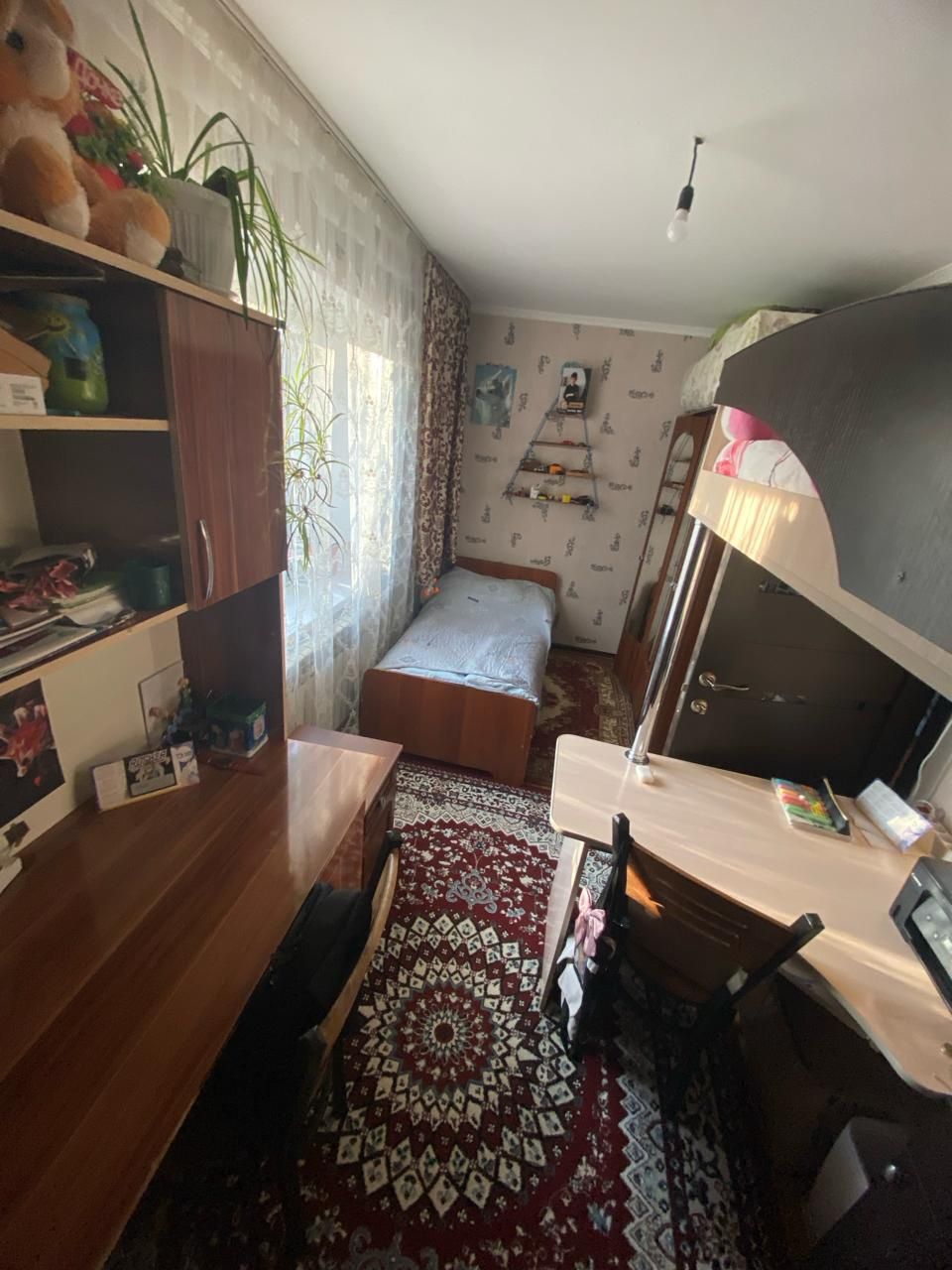 Продам квартиру .