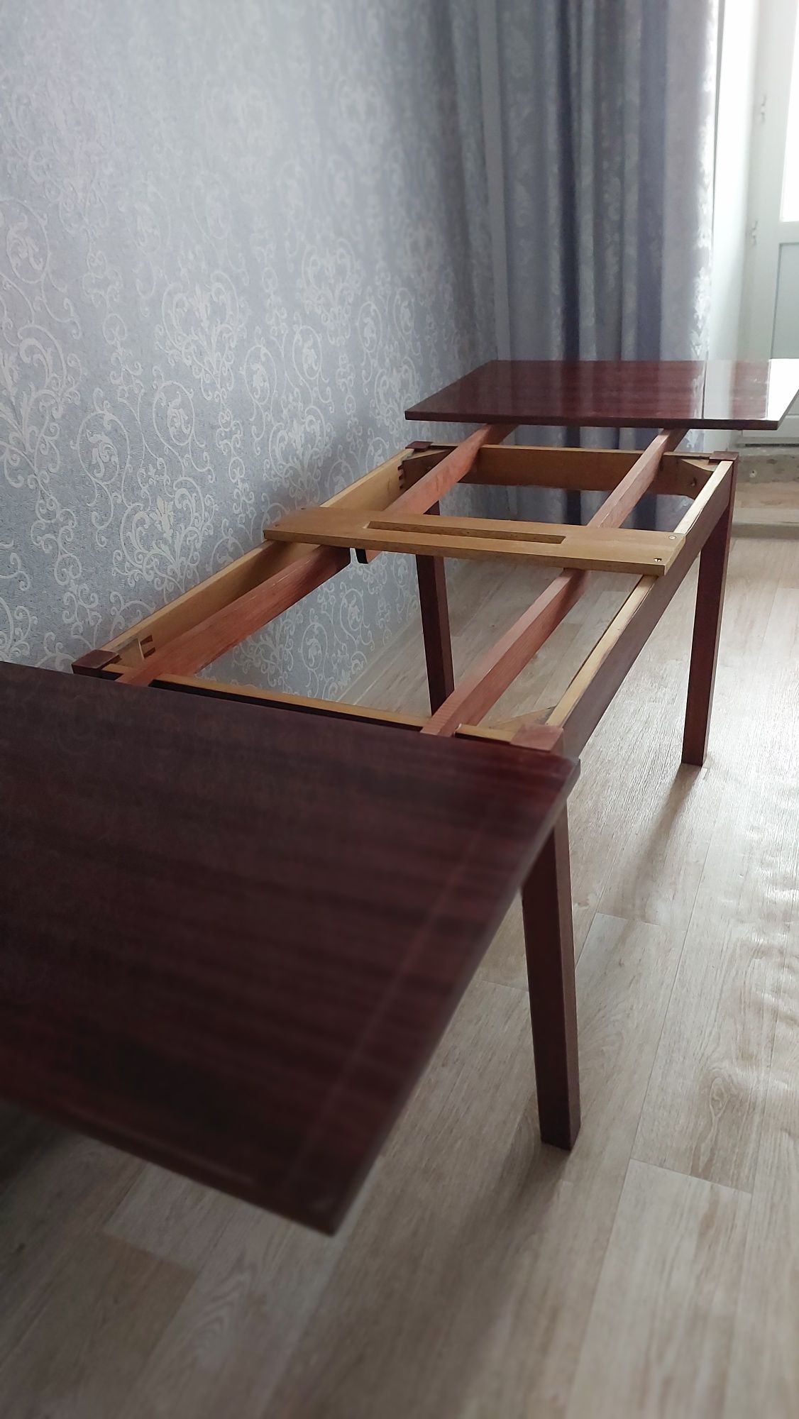 Стол раскладной  полированный 120×80, раздвижной