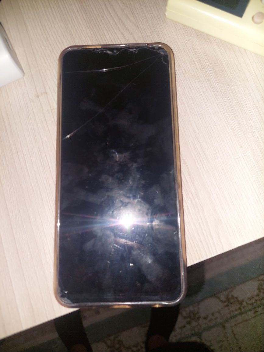 Продаётся vivo Y03 на запчасти