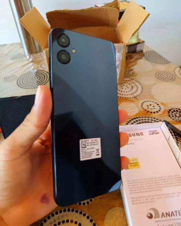 Samsung A06 Galaxy 128гб почти новый