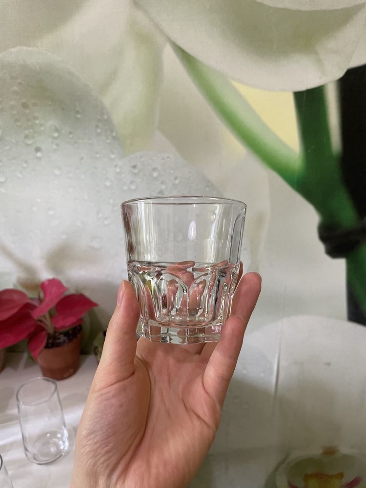 Продам стаканы по оптовой стоимости, срочно!