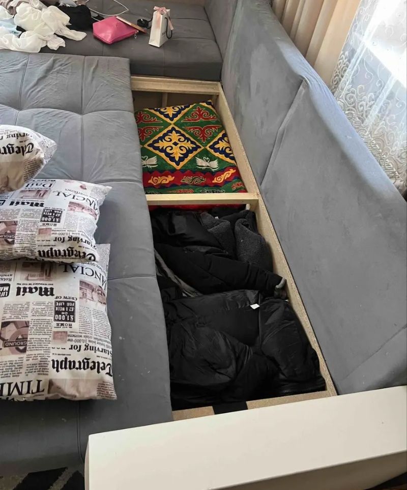 Диван угловой б/у