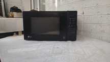 Микроволновка LG MS2042DB