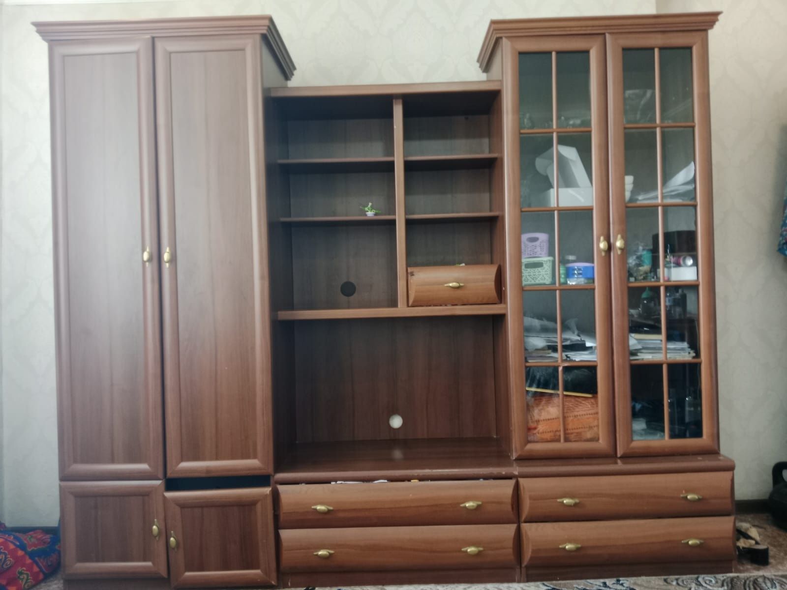 Продам шкаф Стенка гарнитур