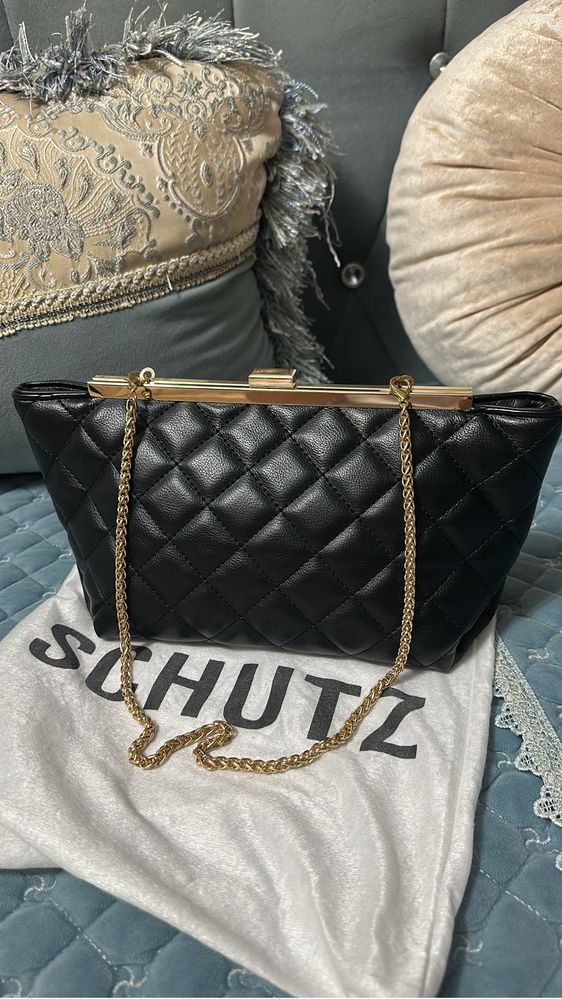 Продам сумку бренда  SCHUTZ новaя!