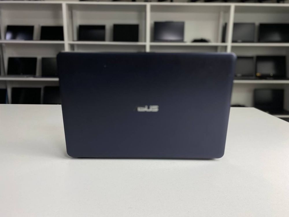 Ноутбук  Asus x543u в отличном состоянии (б/у)!