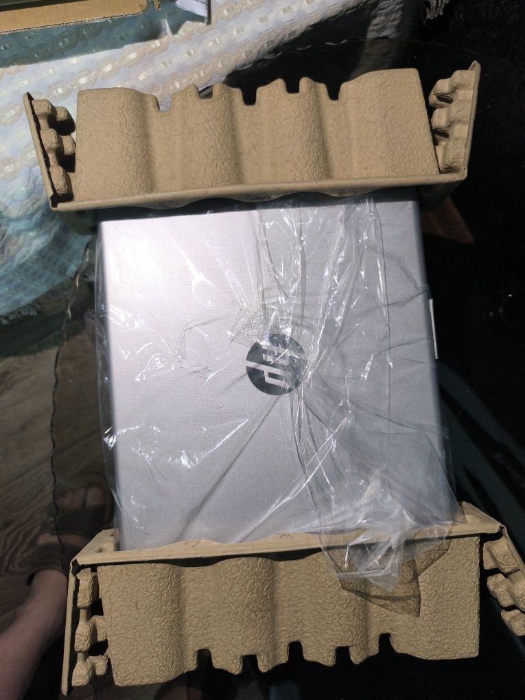 Ноутбук HP 15-fc0058ci