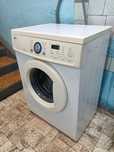 LG 5kg. В отличном состоянии.