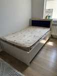 Продам кровать 120*200, с матрасом,