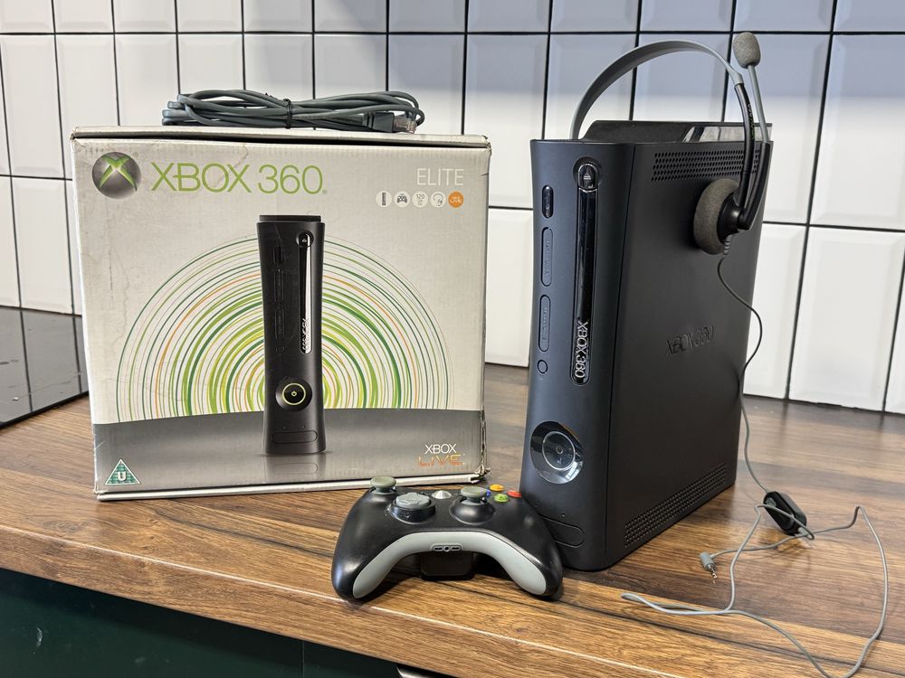 Продам Xbox 360 elite