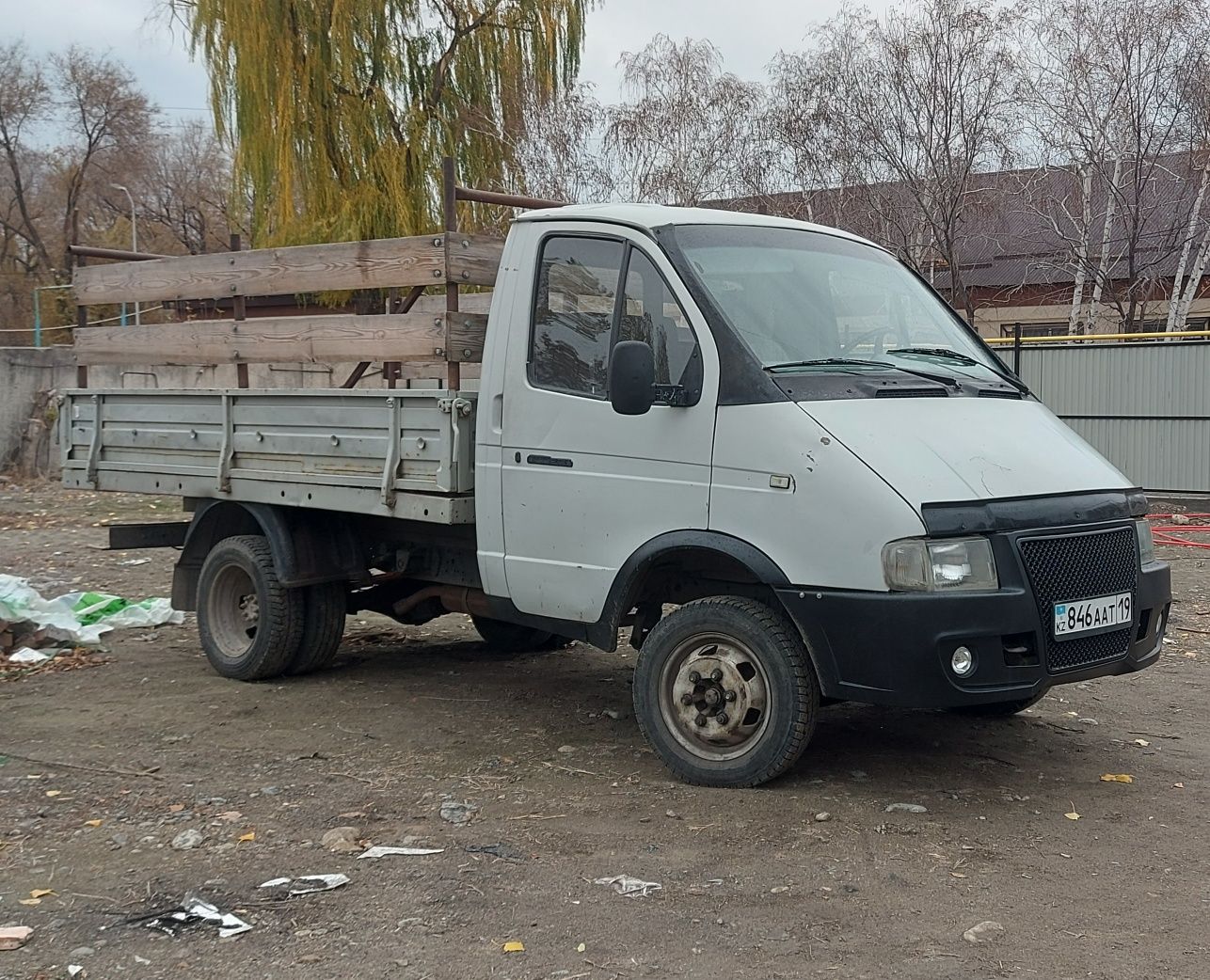 Продам газель бортовая