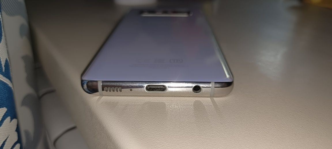 Samsung s10, 8/128