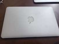Продам Macbook air 2011