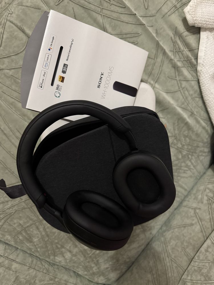 Продам наушники Sony wh-1000MX5
