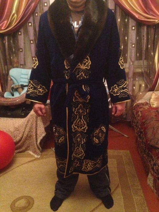 Мужской чапан с норкой