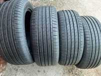 Продам шины 215/55/17 новые