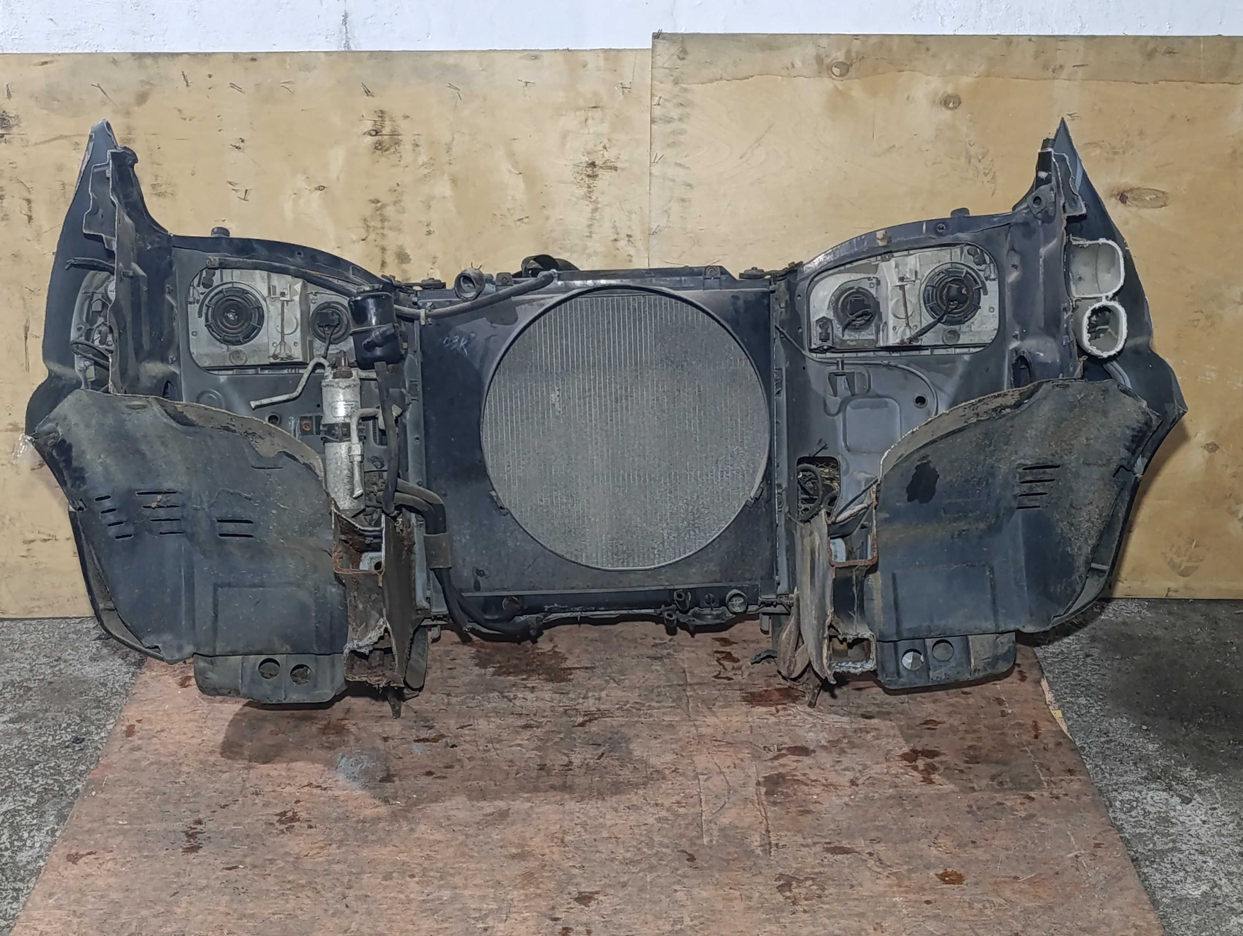 Ноускат морда Mitsubishi Delica D4 d:4 L400 Дорест 94-97г