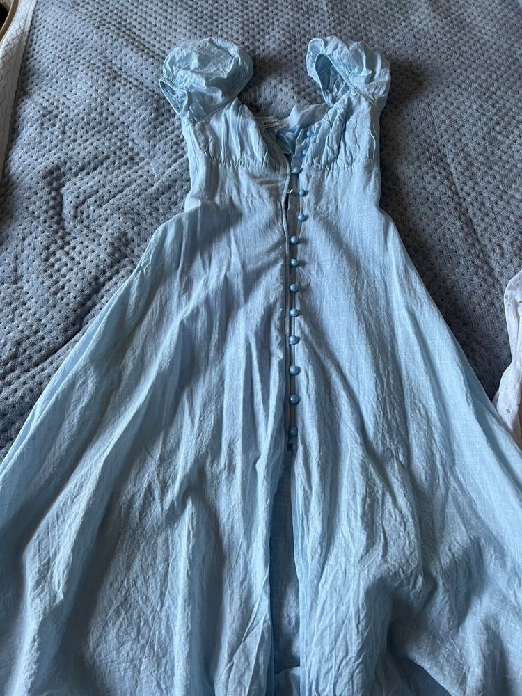 Продам женские вещи