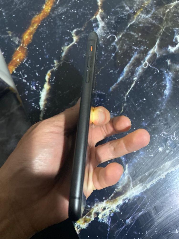 iPhone 11 , 128 гб