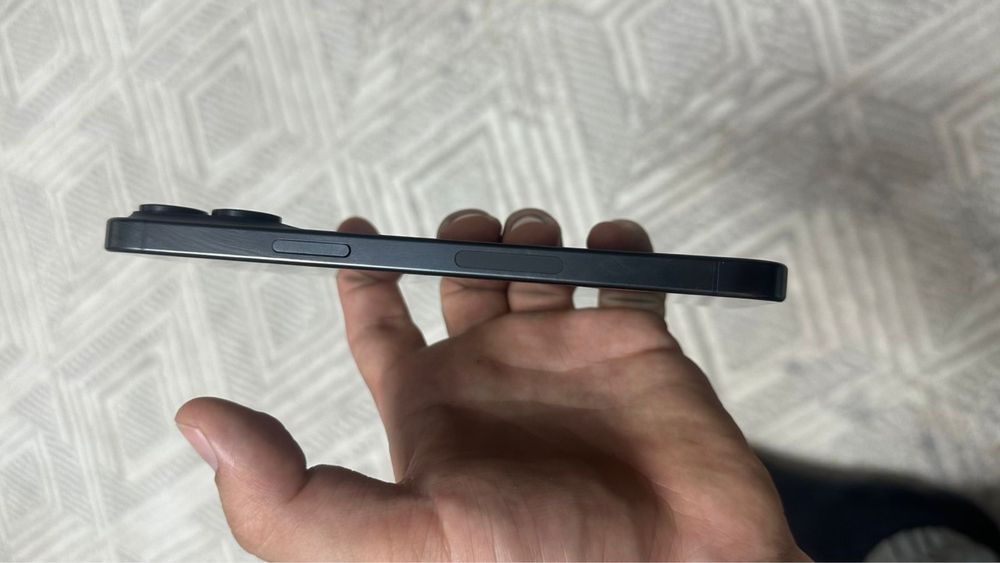Срочно  продается Iphone 15 pro max 256gb / 92%  ESIM / с коробкой