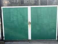 Продам ворота гаражные с калиткой