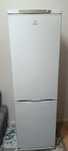Продам холодильник Indesit
