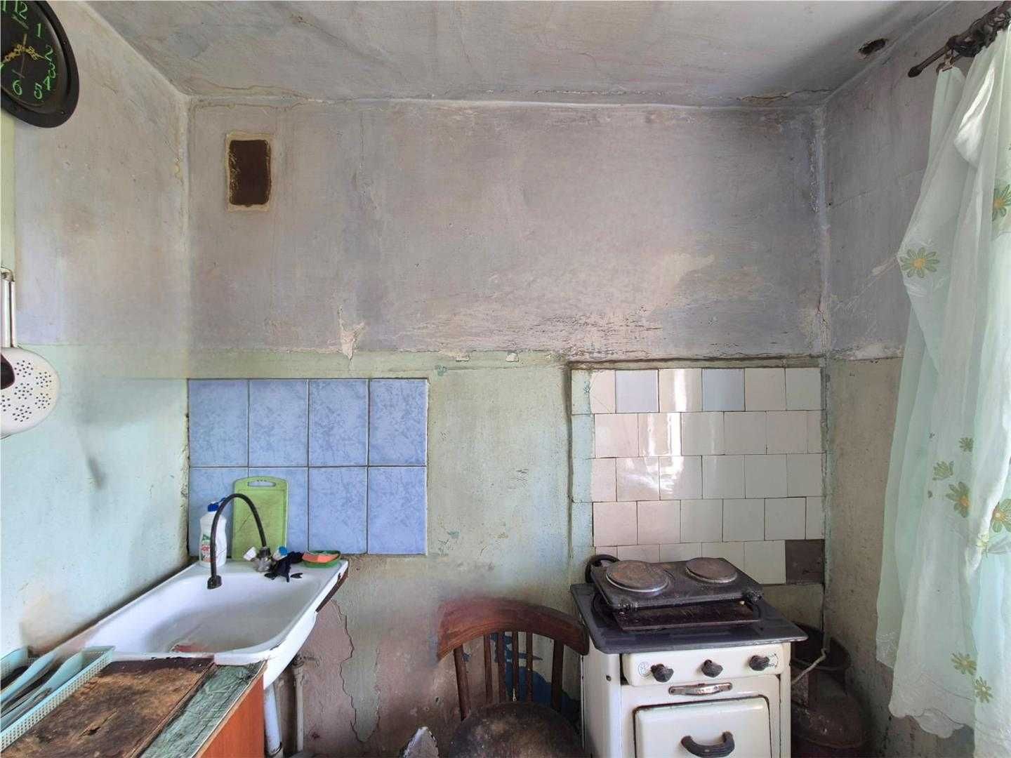 Продам 1 комн без ремонта, на 2/5 эт блочного дома 1963 г.п.