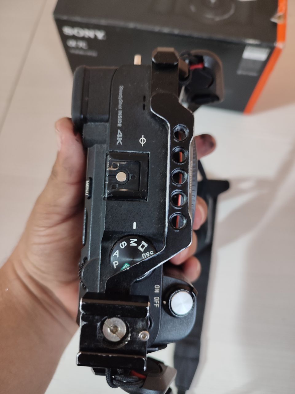 Продам фотоаппарат Sony a7C.