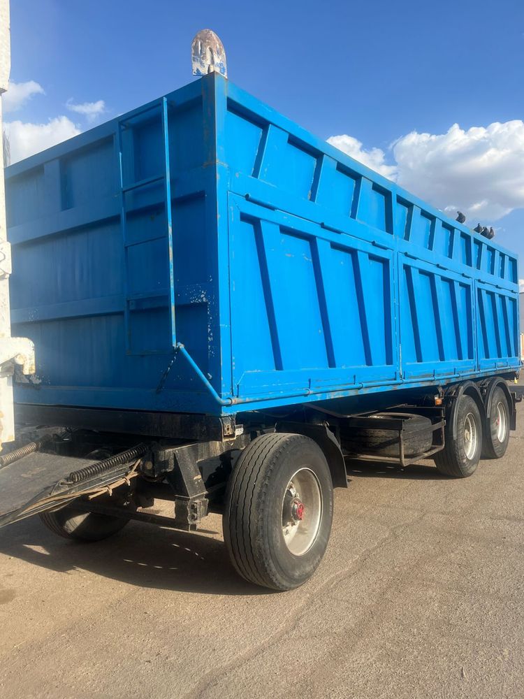 Продам прицеп зерновоз трехосный