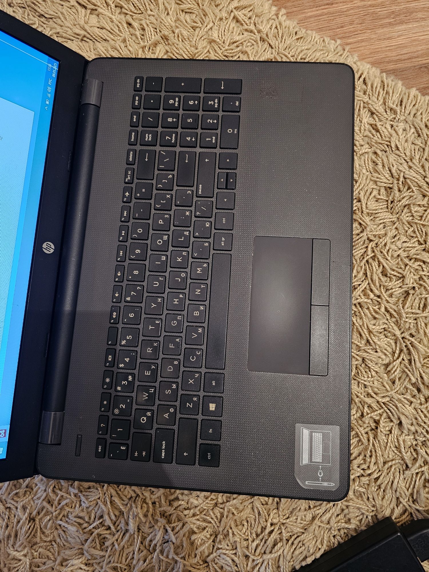 HP ноутбук рабочий A4