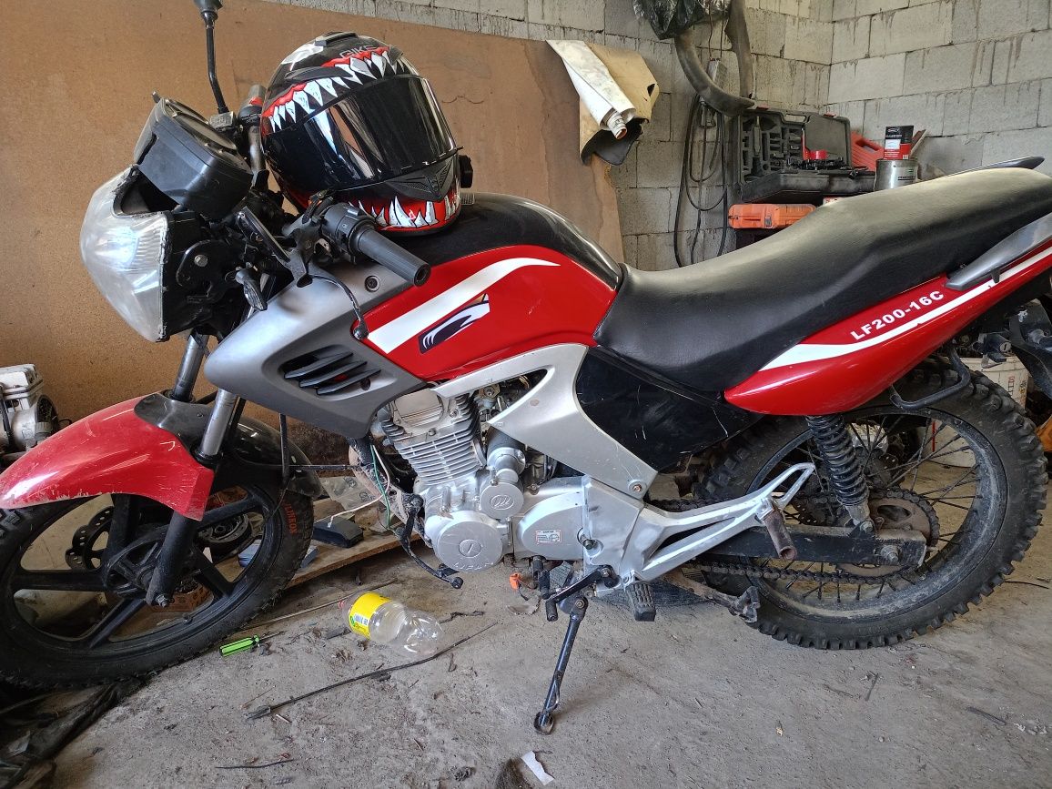 Мотоцикл Lifan 200-16cc