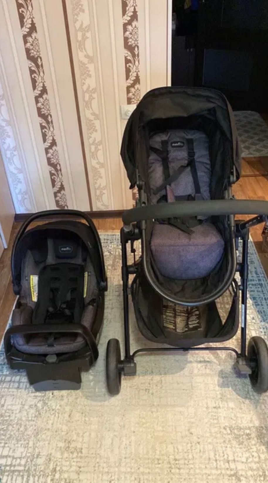 Коляска Evenflo Travel System 2 в 1