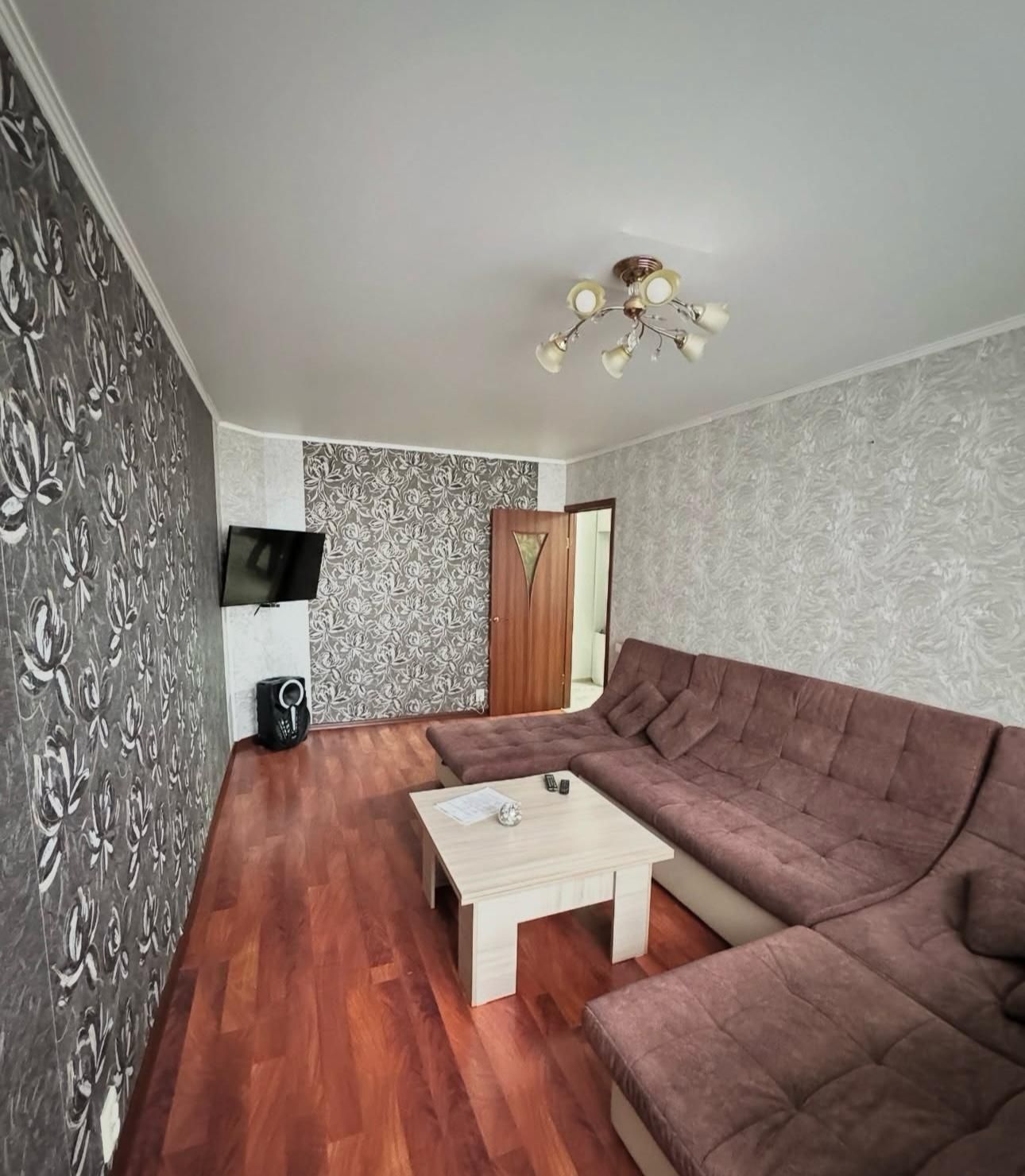 Продам 3 комнатную квартиру новой планировки район Рахмета.