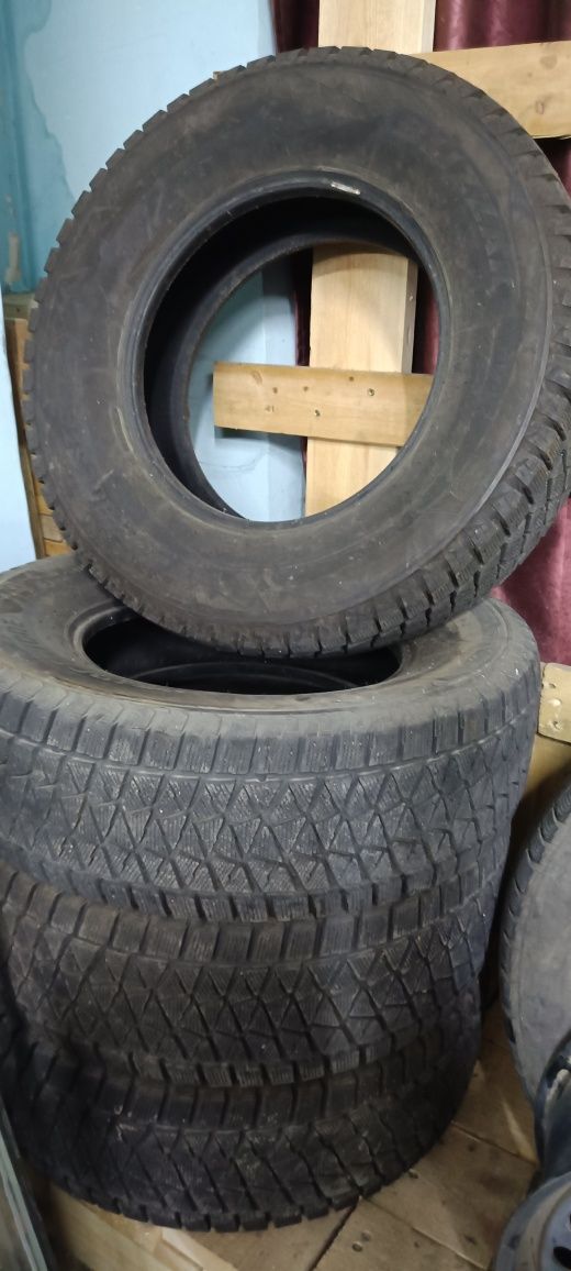 Bridgestone Blizzak Dm-v 2  зимняя резина