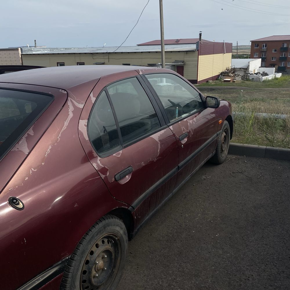 Продом машину Nissan Primera 2.0 SLX