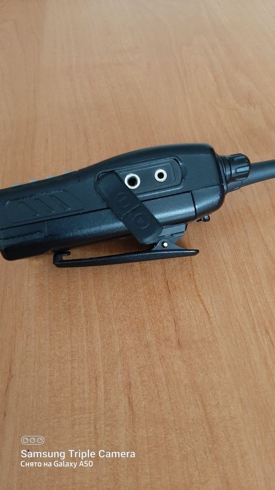 Продам рацию Kenwood