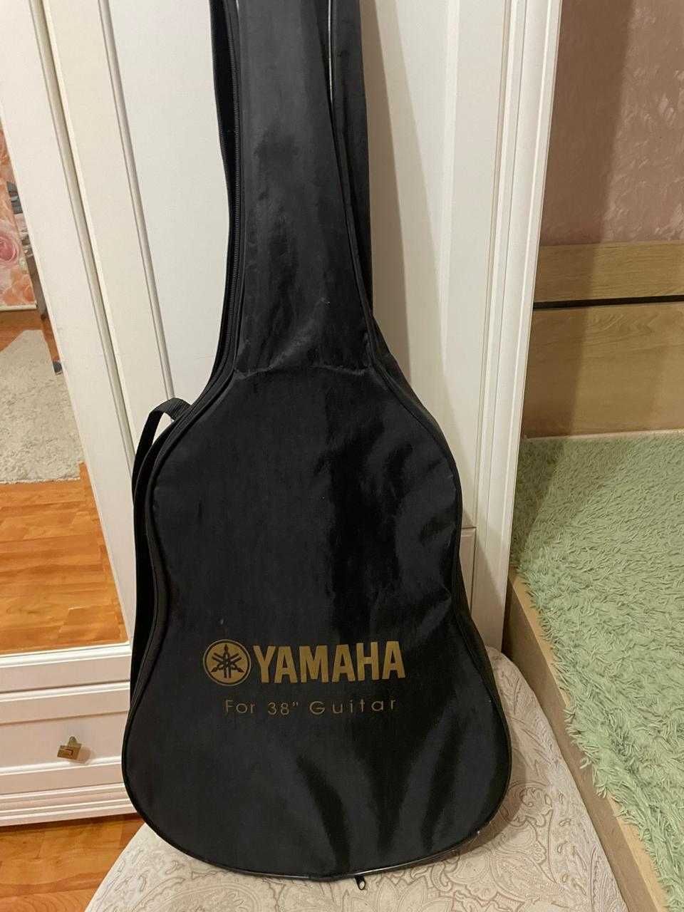 Продам гитару новую