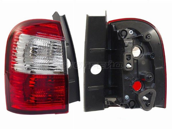 Фонарь задний Nissan Terrano