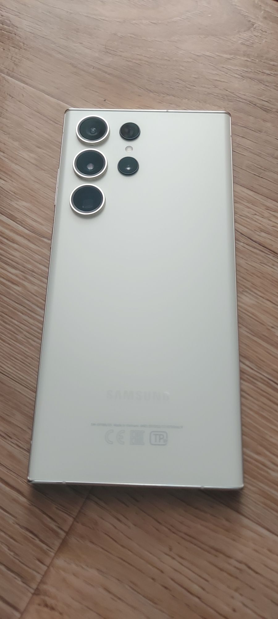 Самсунг s23 ultra(12-256gb)