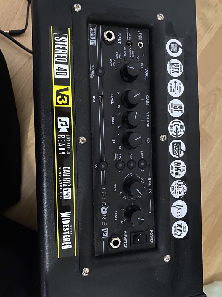 Продаю гитару Squier Affinity Stratocaster HSS и комбоусилитель
