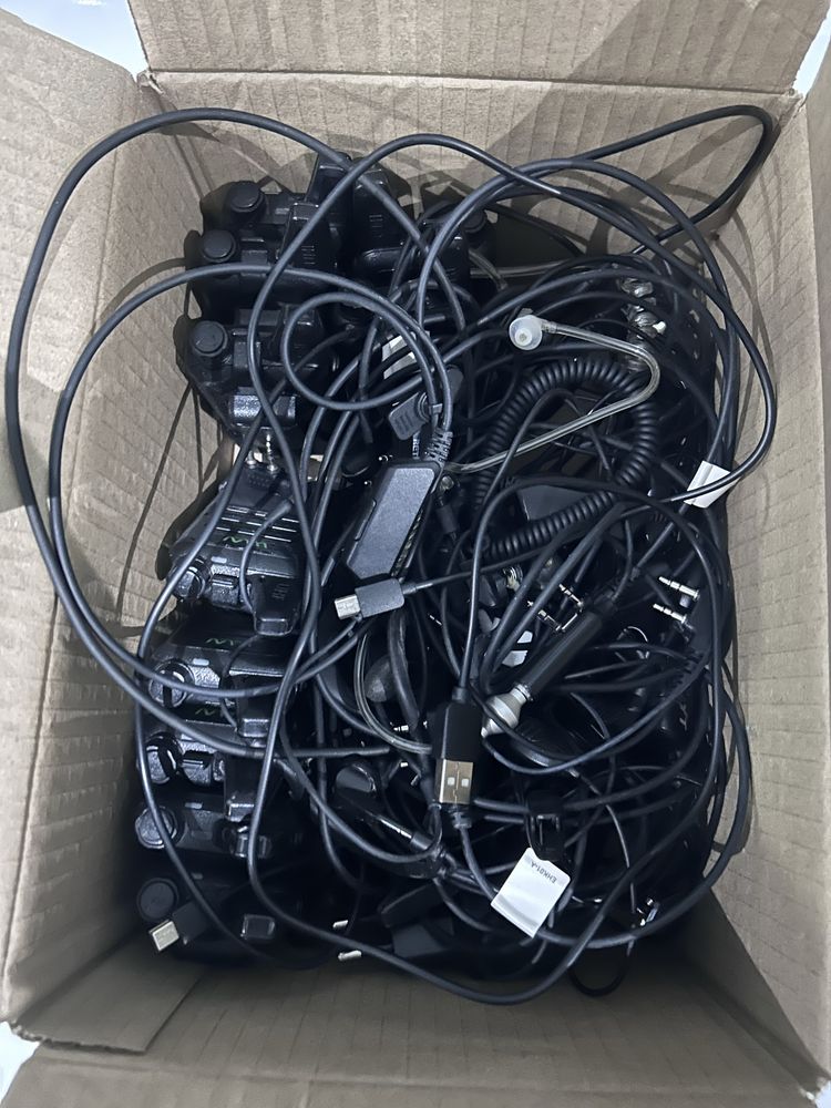 Продам комплект раций WLN KD-C1