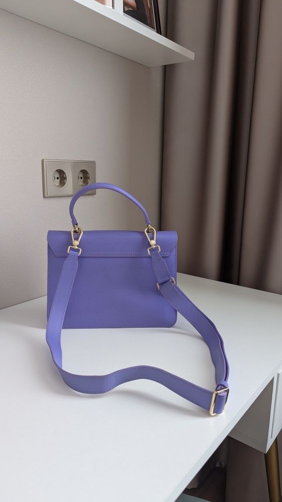 Продам сумку Furla