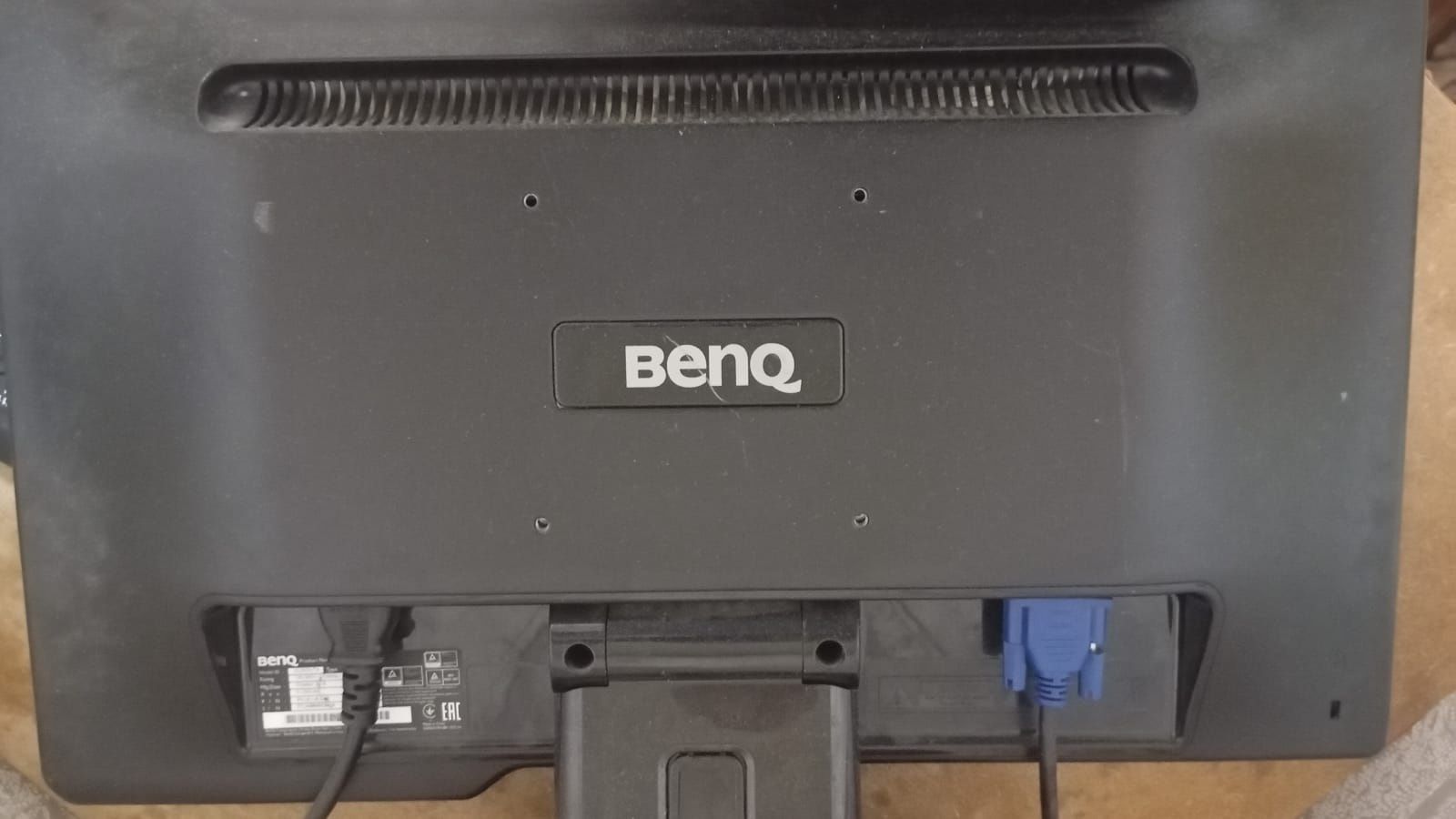 Продаю монитор Benq 19"