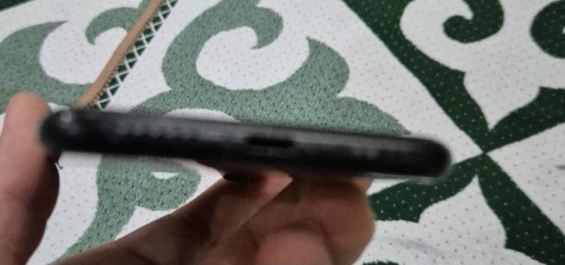 iPhone 7 сатылымда жағжайы жақсы бағасын келісемі