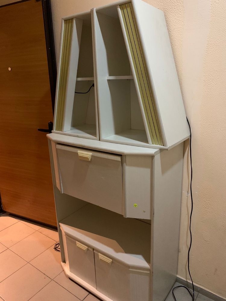 продам детский шкаф б/у