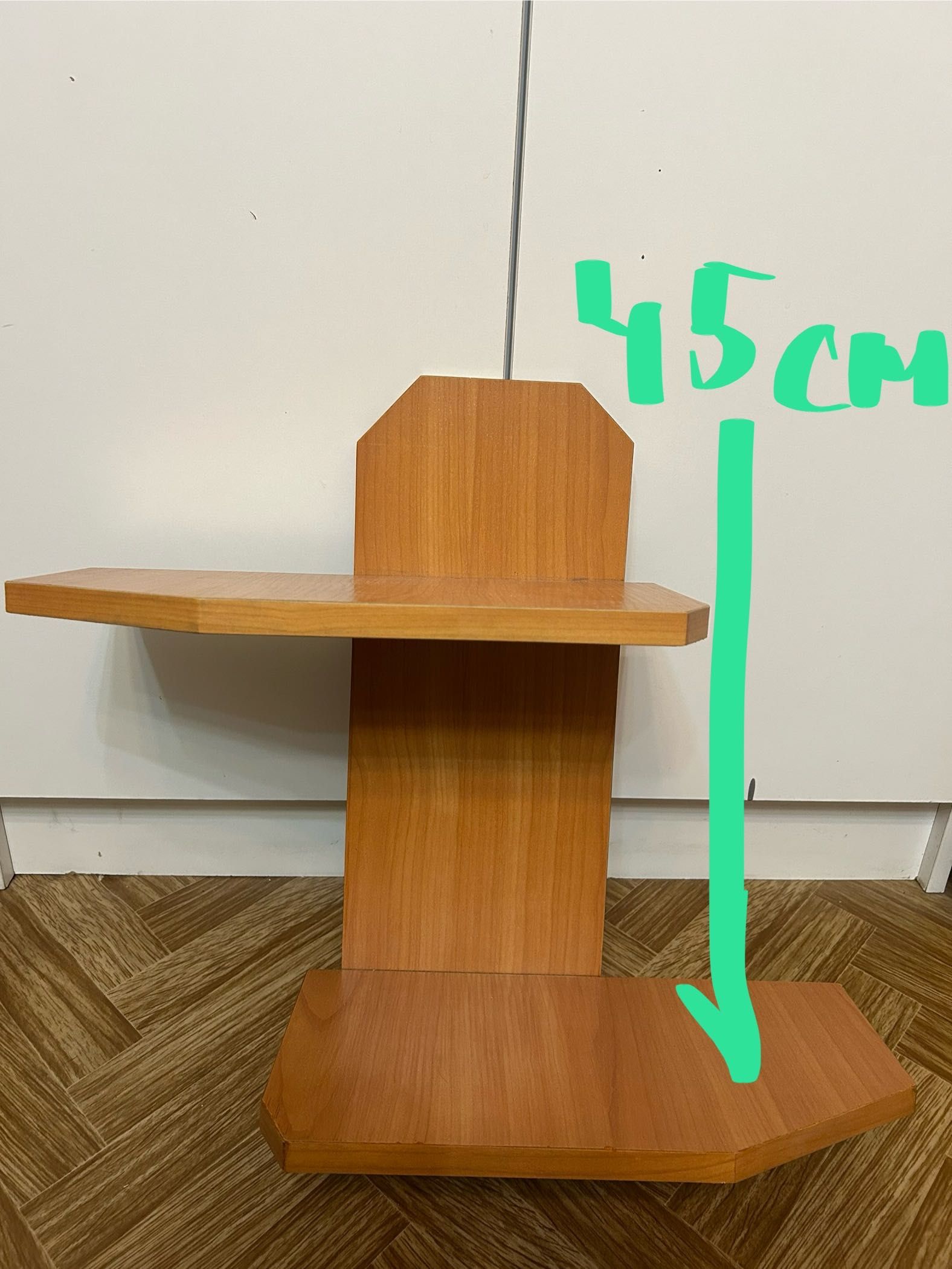Тумбочка в гостиную прихожую полка