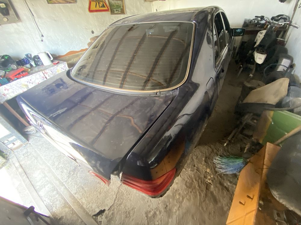 Продам либо обменяю мерс 210